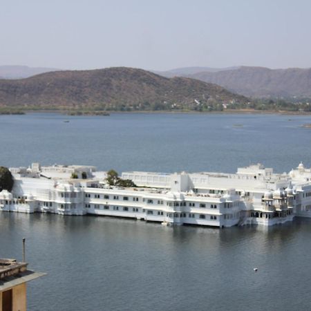 Hotel Raj Niwas Udajpur Exteriér fotografie
