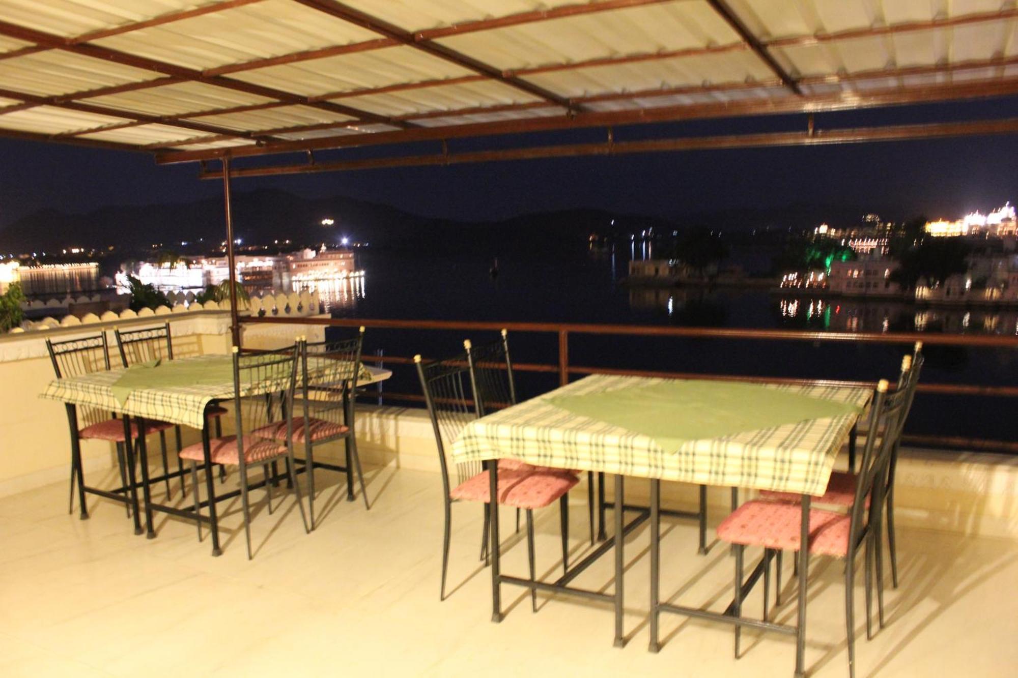 Hotel Raj Niwas Udajpur Exteriér fotografie